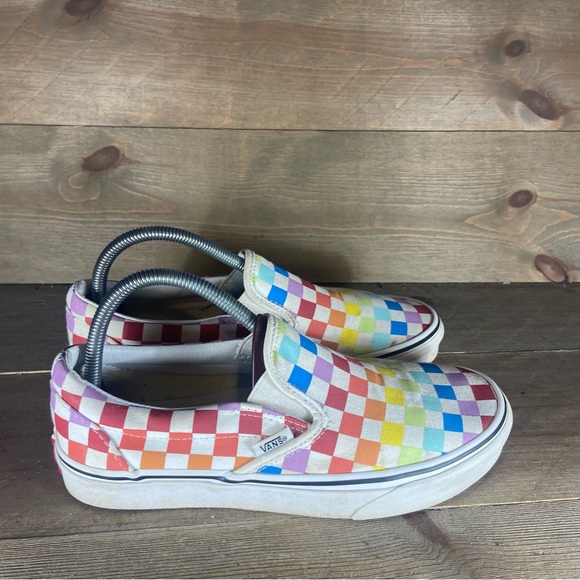 vans classic slip on womens size 8.5 shoes multicolor athletic skate sneaker - Picture 2 of 8